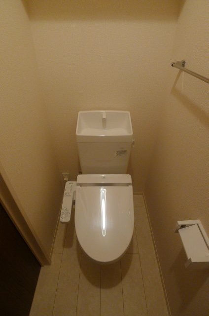 トイレ　ウォシュレット完備！