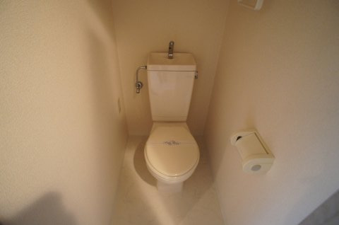 トイレ　清潔感のあるトイレです