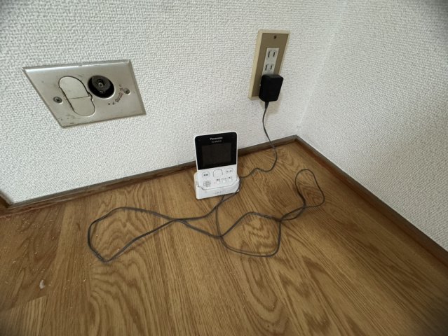 セキュリティ　モニター付インターホン