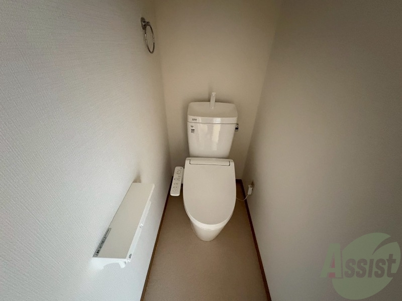 トイレ　トイレにはウォシュレットが備え付けです。