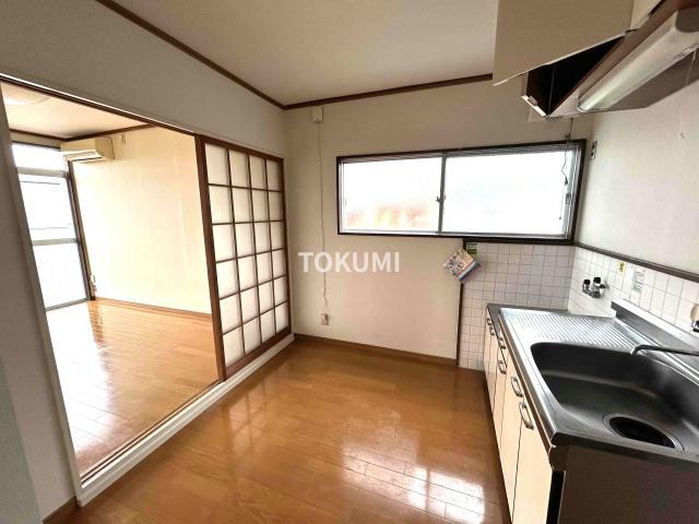 江本ハイツAのキッチン写真