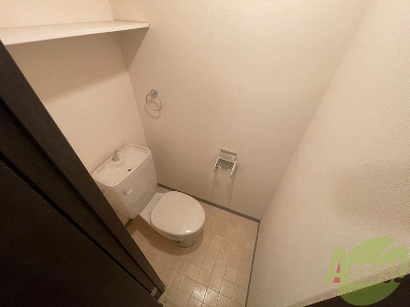 トイレ　こちらはトイレです。清潔感があり、安心して使用できます。