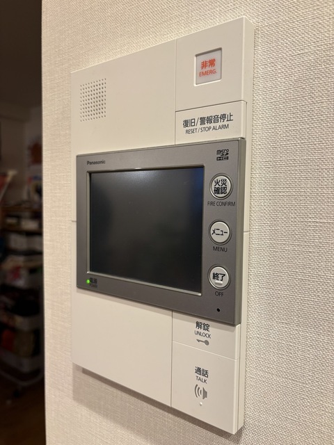 セキュリティ　モニター付きインターフォン