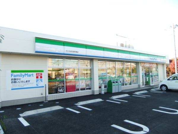 コンビニ　ファミリーマート（コンビニ）まで258m