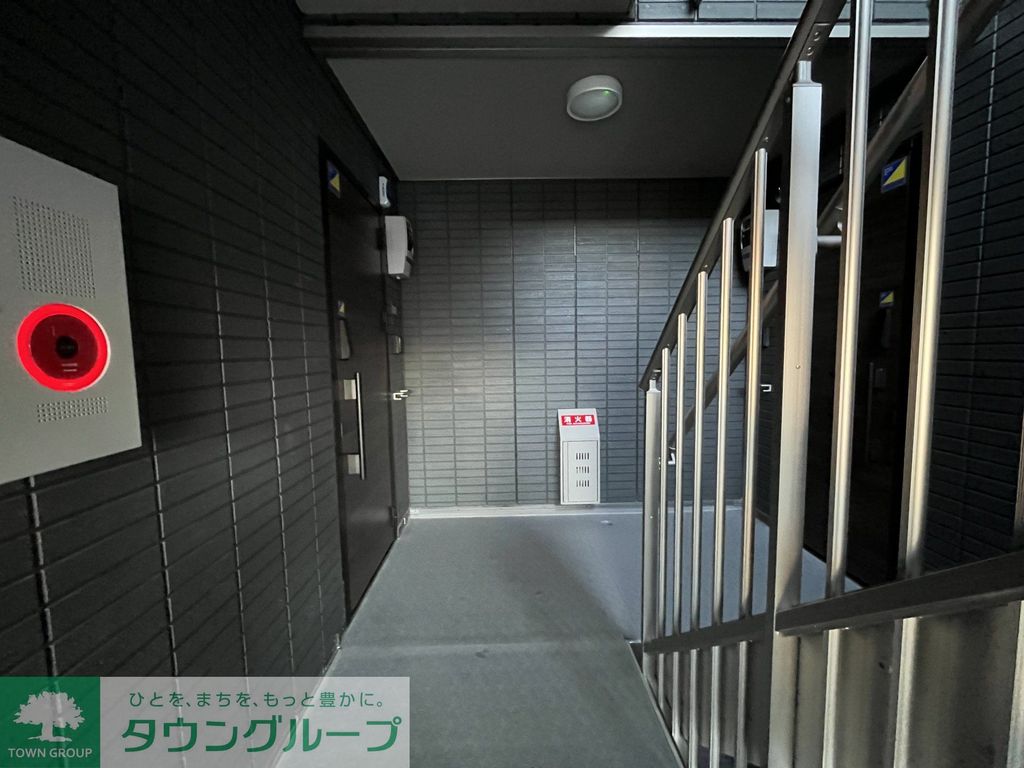 エントランス　エントランス