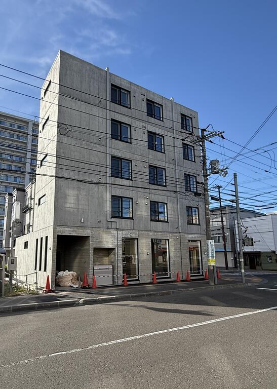 建物外観　美園駅１分の経済的な都市ガス新築物件になります♪