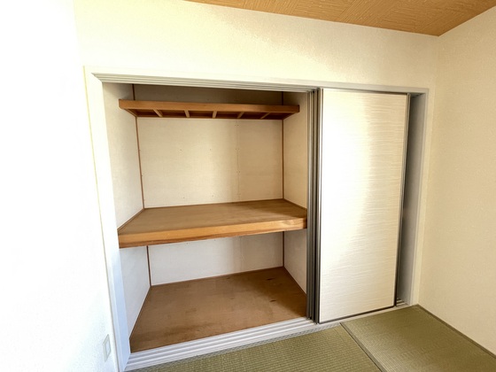 収納　※別部屋の写真です