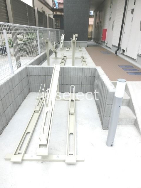 駐車場　駐輪場