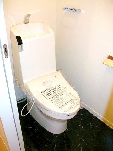 トイレ　ウォシュレット