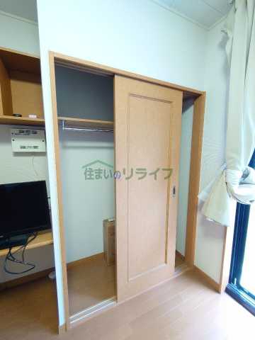 収納　レオパレス豊藤II