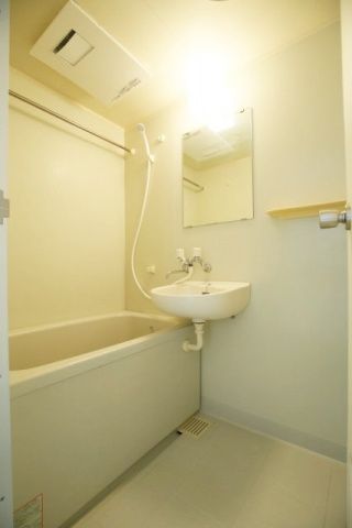 バス・シャワールーム　（別タイプ参考写真）メインステージ御茶ノ水  文京区湯島２