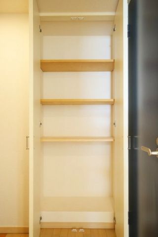 収納　（別タイプ参考写真）メインステージ御茶ノ水  文京区湯島２