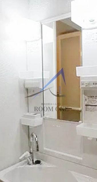 洗面設備　独立洗面台です。