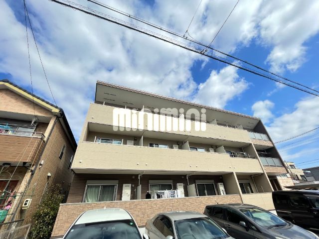 建物外観　南向きで日当たり良好です。