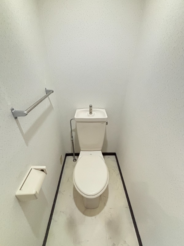 トイレ　１１０５号室　写真