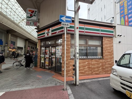 コンビニ　セブン-イレブン 大阪ナインモール九条店（コンビニ）まで448m