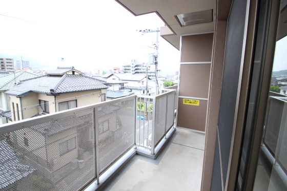 バルコニー　※別部屋の写真です