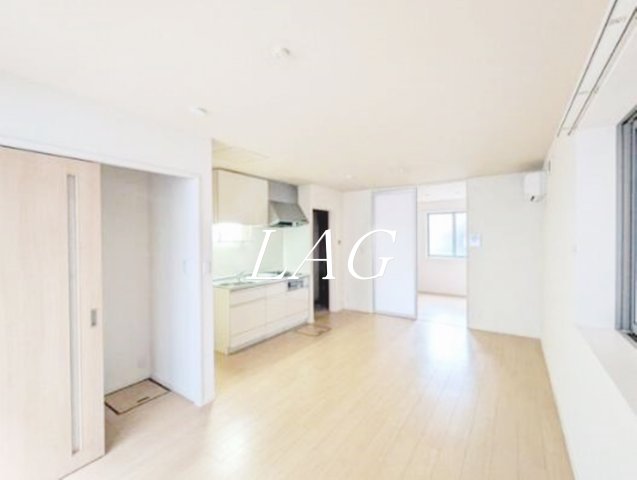 居室・リビング　洋室のお部屋です。
