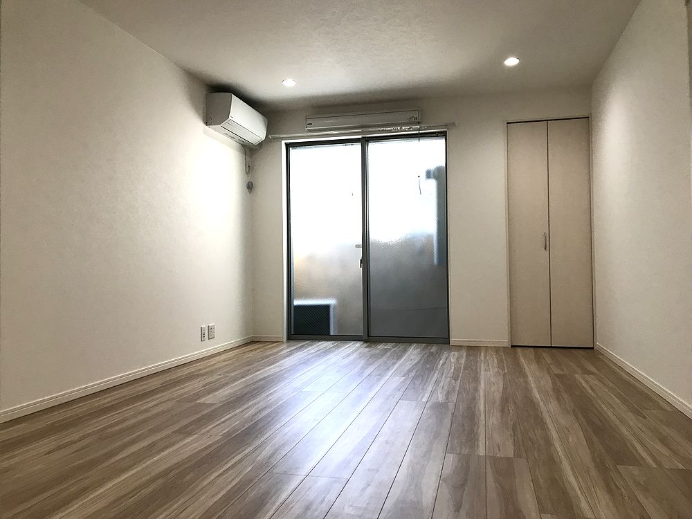 居室・リビング　※別部屋参考写真