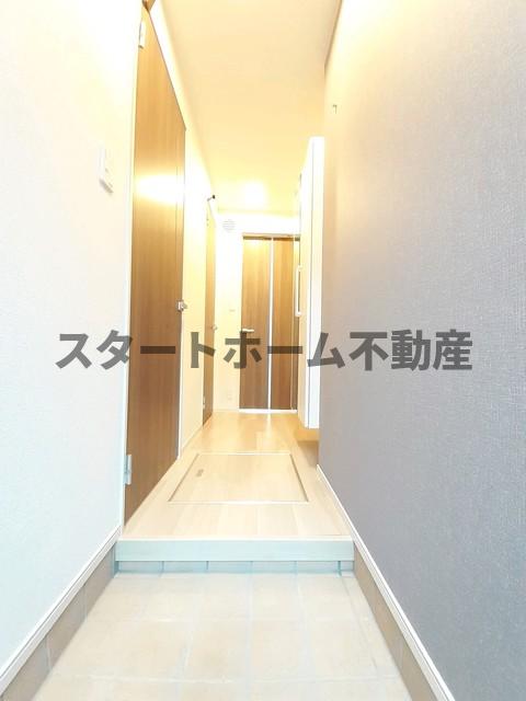 玄関　落ち着いた玄関です