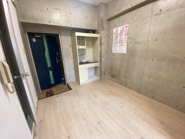 デイズハイツ三先の居間写真