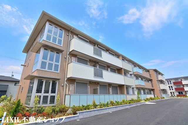 建物外観　レイクタウンでのお部屋探しは『地元の当社』にお任せ下さい！