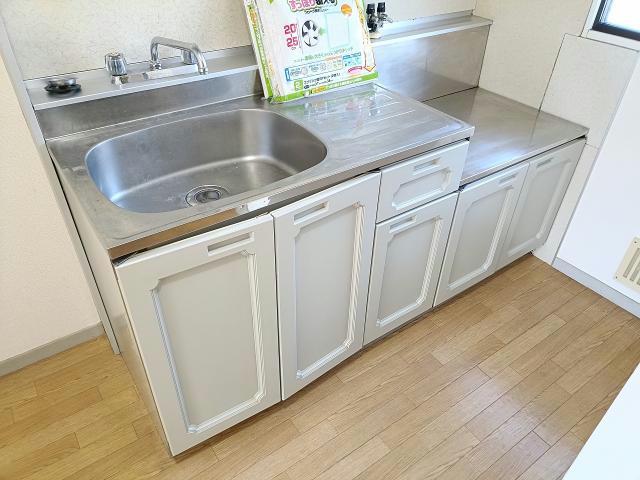 ライトコート八日市のキッチン写真
