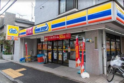 コンビニ　ミニストップ 新大塚店（コンビニ）まで379m