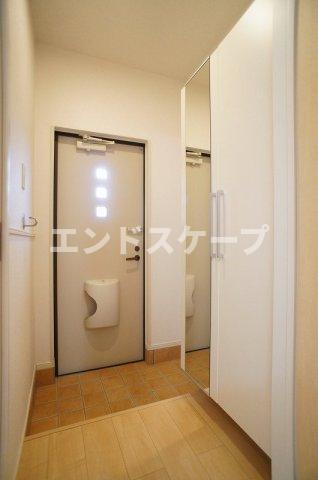 玄関　高崎、前橋のお部屋探しはエンドスケープまで！お客様の理想お聞