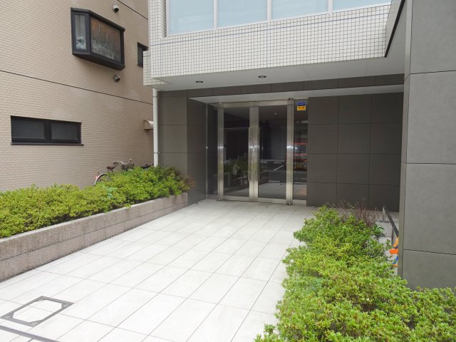 エントランス　グロース横浜阪東橋