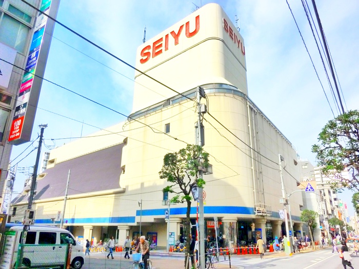 スーパー　西友三軒茶屋店（スーパー）まで437m