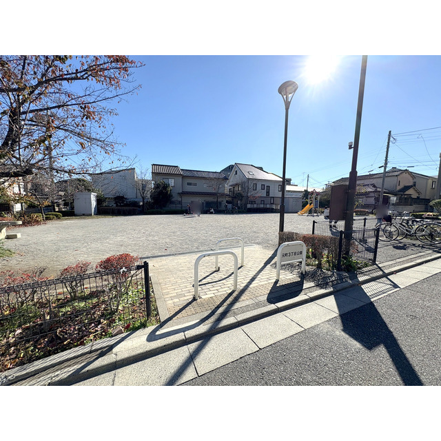 公園　元町３丁目公園（公園）まで550m