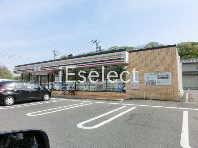 コンビニ　セブンイレブン佐倉城内町店（コンビニ）まで630m