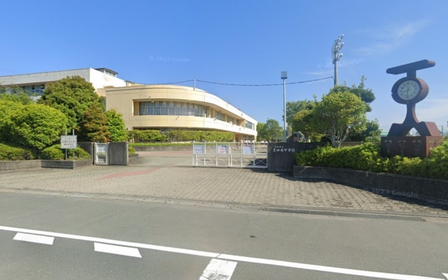 中学校　磐田市立豊田南中学校（中学校）まで800m