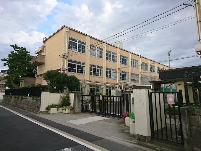 小学校　京都市立葵小学校（小学校）まで543m