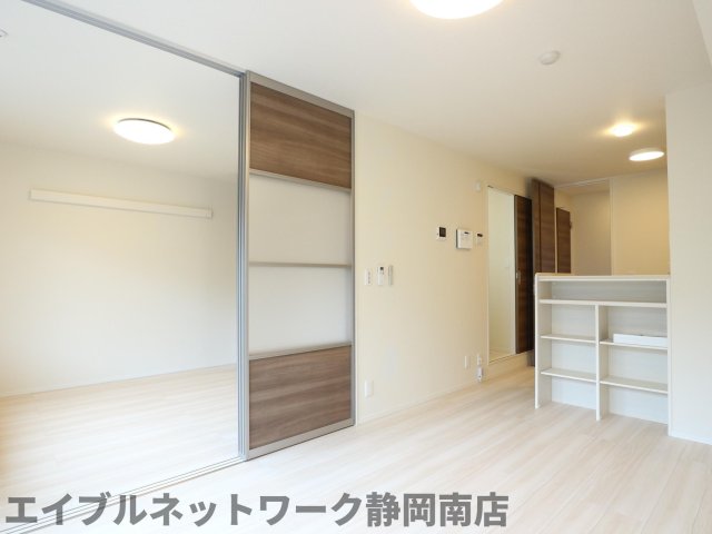居室・リビング　ゆったりとした居間です