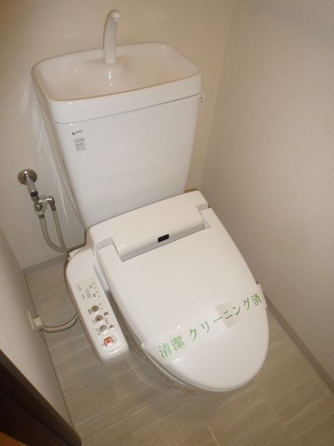 トイレ　★★温水洗浄便座対応★★