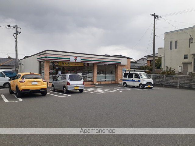 コンビニ　セブンイレブン福岡拾六町２丁目（コンビニ）まで500m