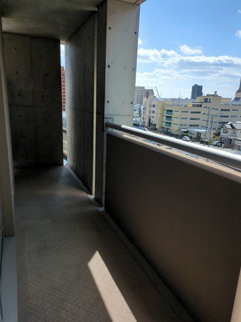 バルコニー
