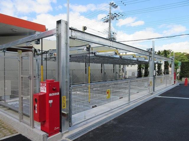 駐車場　駐車場に車を止められます