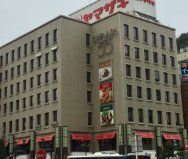 スーパー　スーパーヤマザキ市川店（スーパー）まで150m