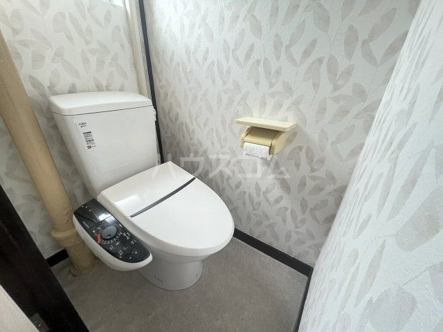 西一社団地 14号棟のトイレ写真