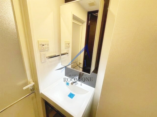 洗面設備　洗面台です。