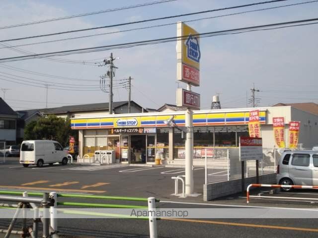 コンビニ　ミニストップ（コンビニ）まで295m