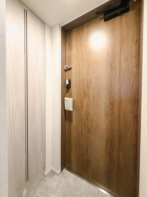 玄関　※写真は同タイプ住戸です。