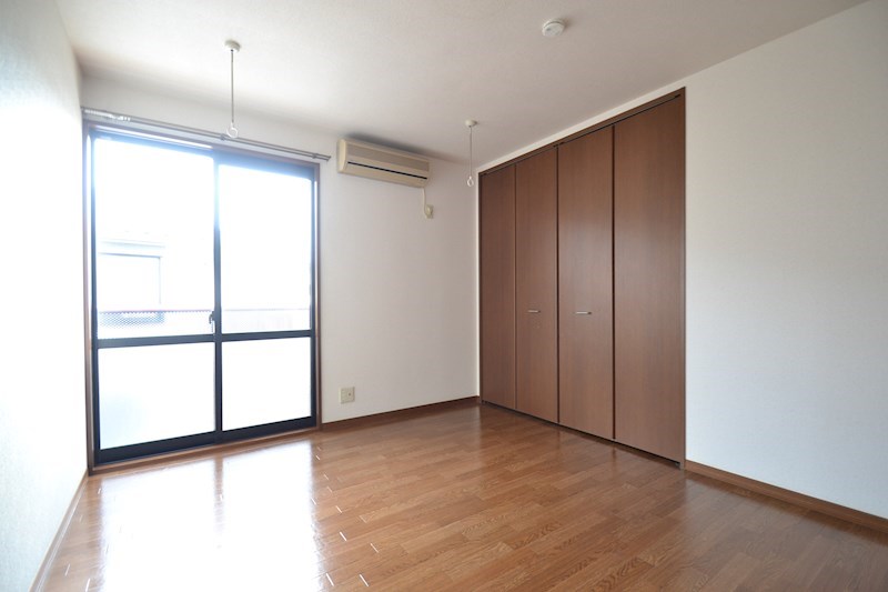 その他部屋・スペース　使い勝手のいい寝室です