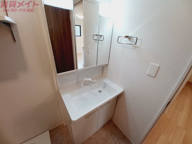 洗面設備　別部屋参考写真