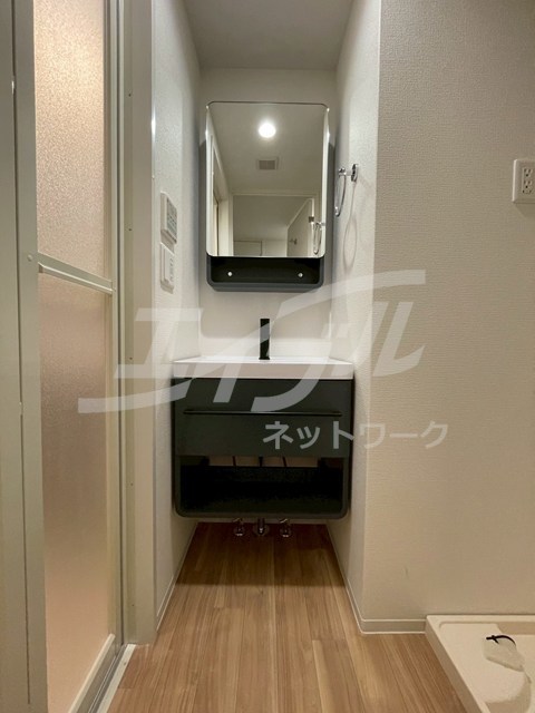 ＪＲ片町線 放出駅 徒歩7分 11階建 築1年の内装写真