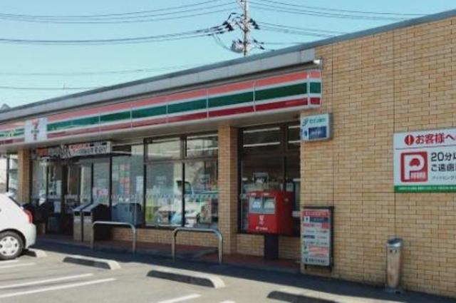 コンビニ　セブンイレブン横浜東方町岩崎橋店（コンビニ）まで663m