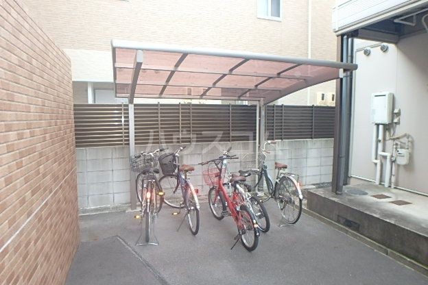 エクセル榊原の外観写真